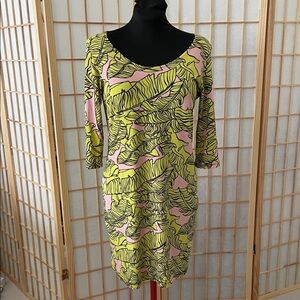Manuhealii woman’s dress excellent condition size large